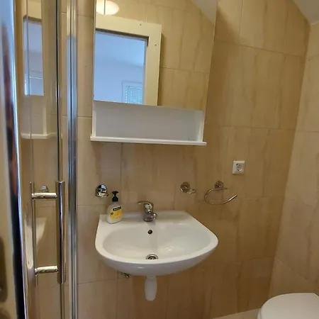 Апартаменты Helles Studioappartement Mit Grossem Balkon