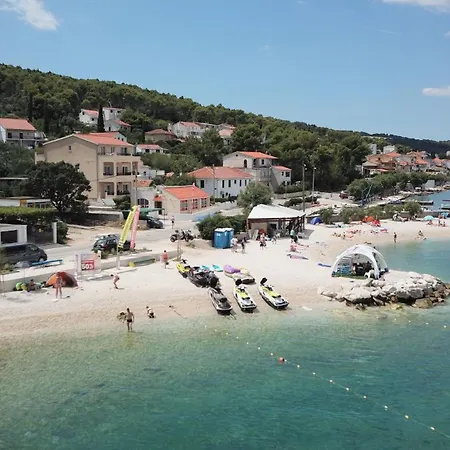 Helles Studioappartement Mit Grossem Balkon Trogir
